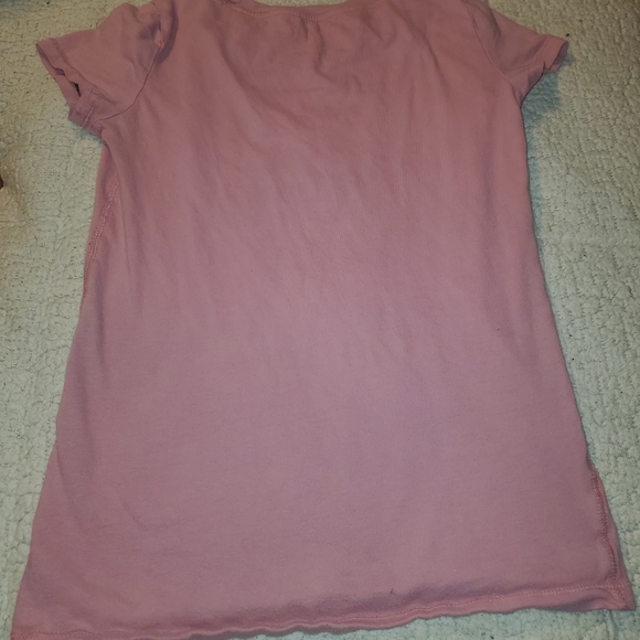 A nice Aeropostale sequined shirt, it does have a small hole in the back - Picture 4 of 4